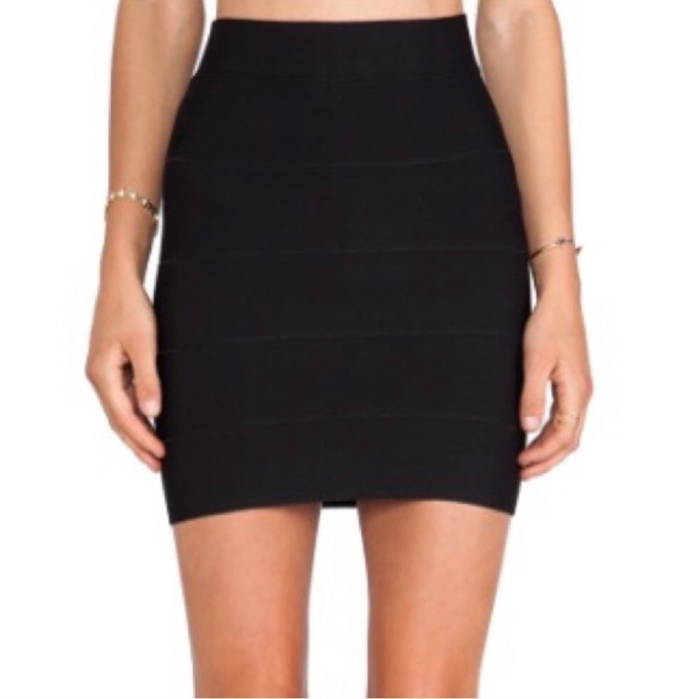 VINTAGE BCBG MAX AZRIA 1990s Bandage BodyCon Skirt. NWT
